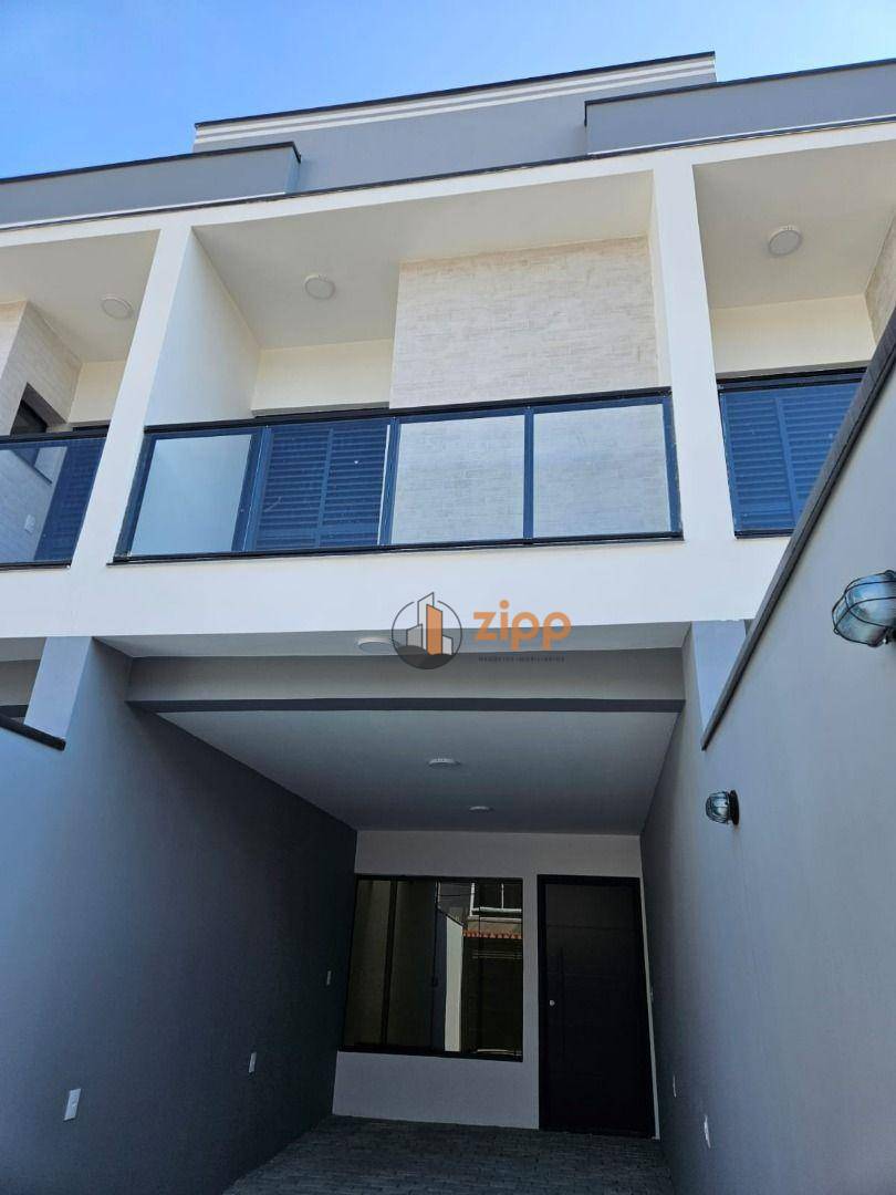 Sobrado à venda com 3 quartos, 140m² - Foto 1