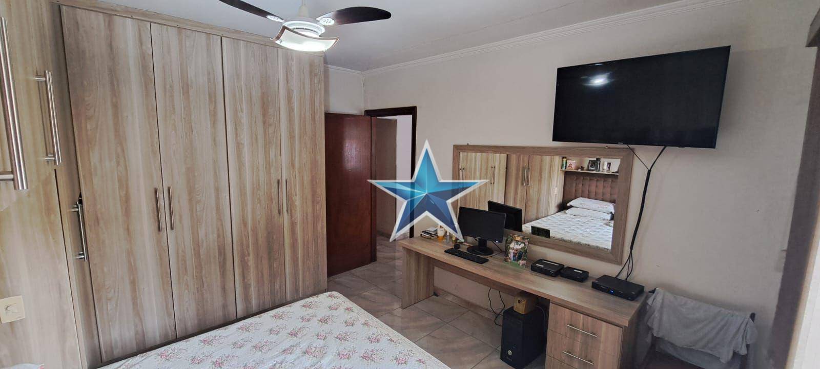 Casa à venda com 4 quartos, 230m² - Foto 21