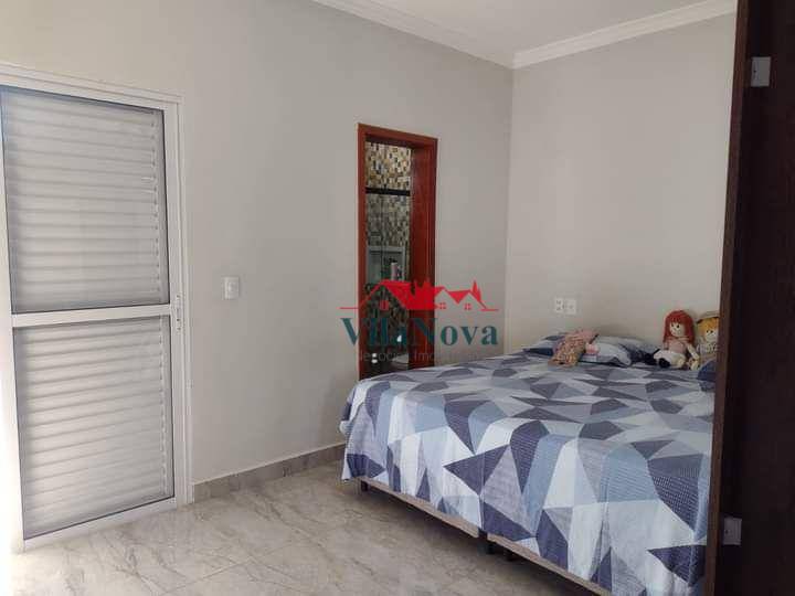 Casa à venda com 3 quartos, 245m² - Foto 14