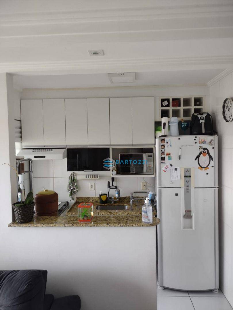 Apartamento à venda com 2 quartos, 50m² - Foto 6