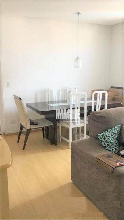 Apartamento à venda com 3 quartos, 70m² - Foto 3