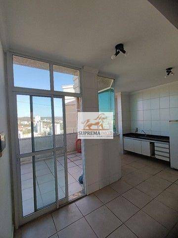 Apartamento à venda com 3 quartos, 198m² - Foto 11