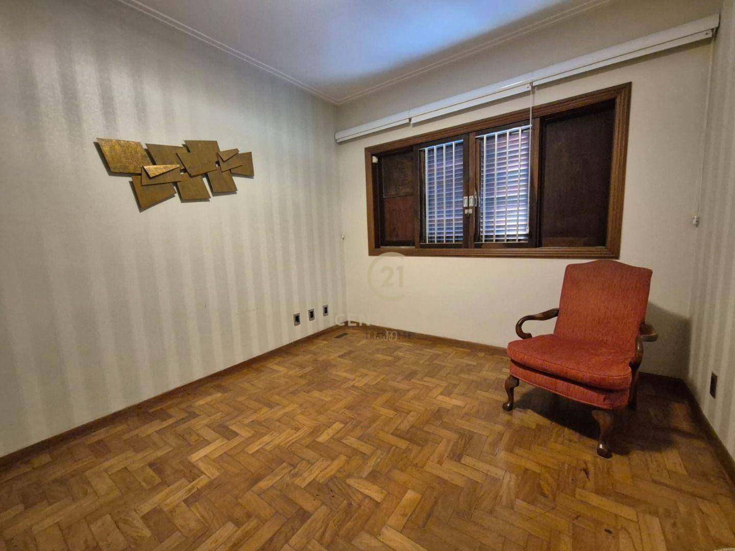 Casa à venda com 5 quartos, 310m² - Foto 14