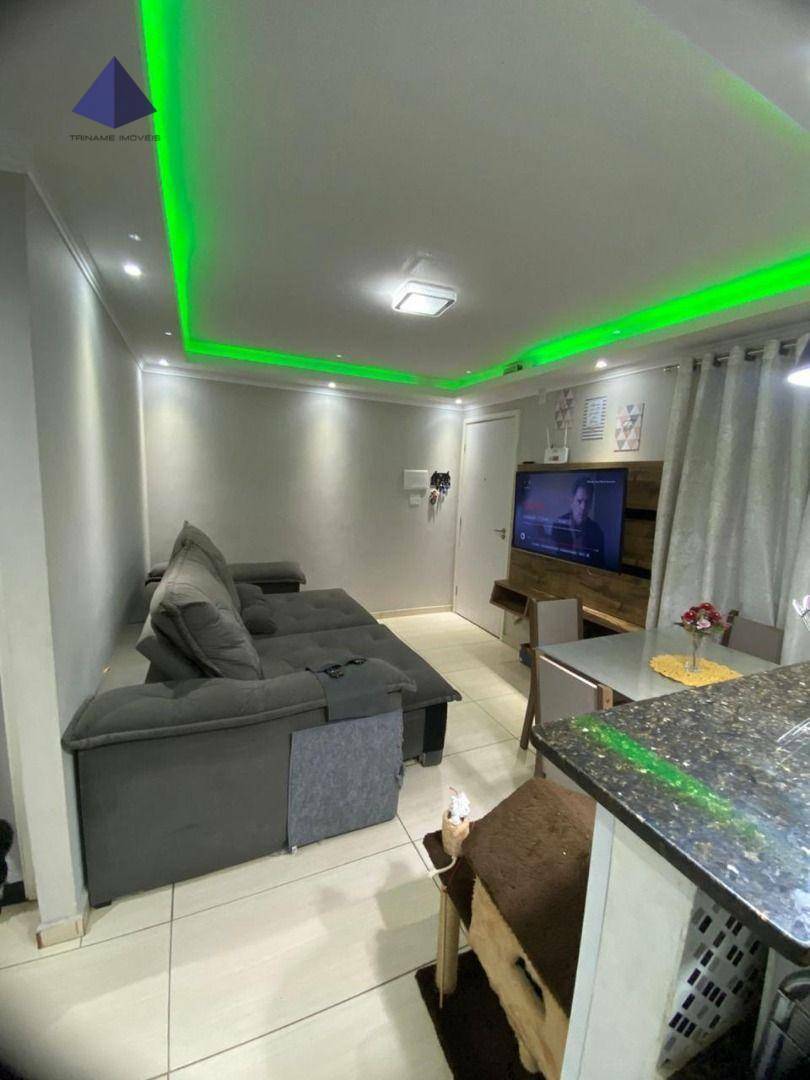 Apartamento à venda com 2 quartos, 47m² - Foto 2