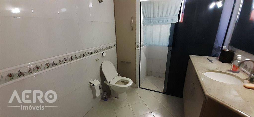 Apartamento à venda com 3 quartos, 120m² - Foto 14