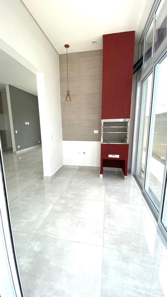 Casa à venda com 3 quartos, 300m² - Foto 15