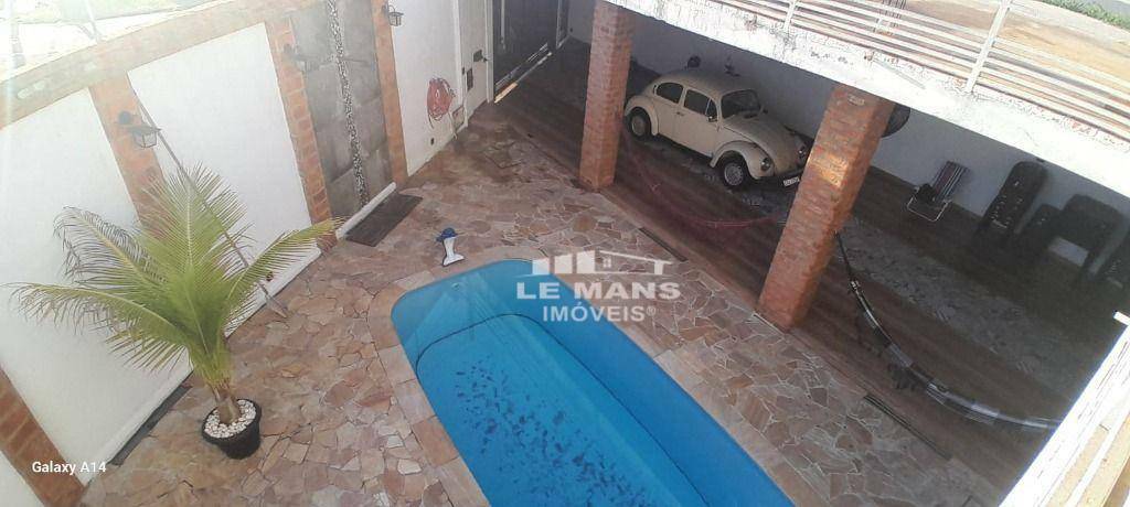 Casa à venda com 2 quartos, 160m² - Foto 11