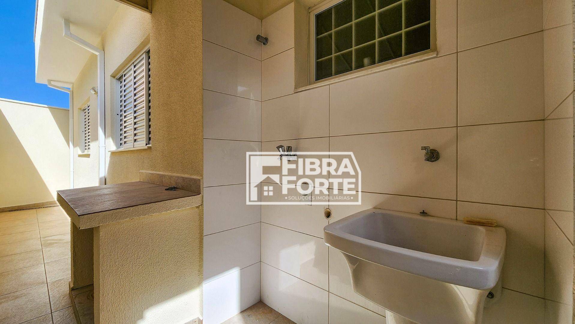 Casa à venda com 3 quartos, 100m² - Foto 14