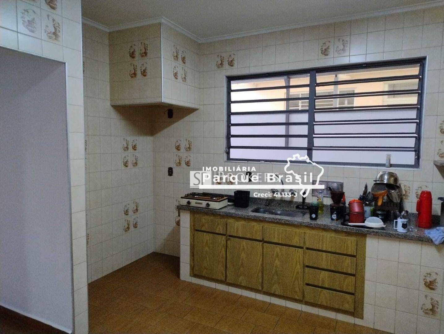 Casa à venda com 3 quartos, 200m² - Foto 28