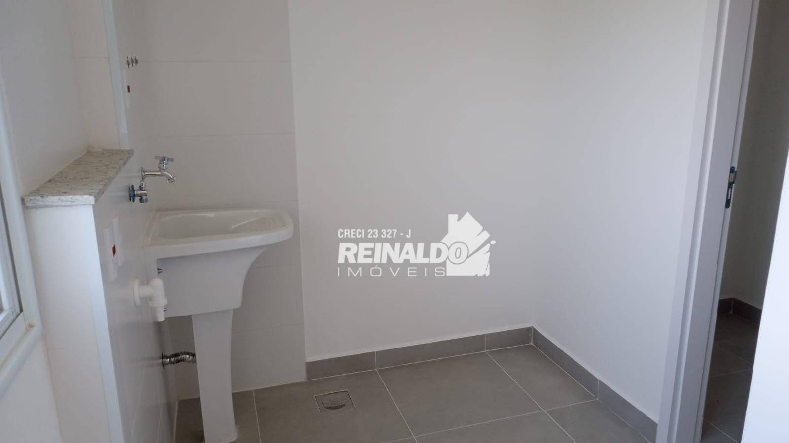 Apartamento à venda com 3 quartos, 88m² - Foto 4