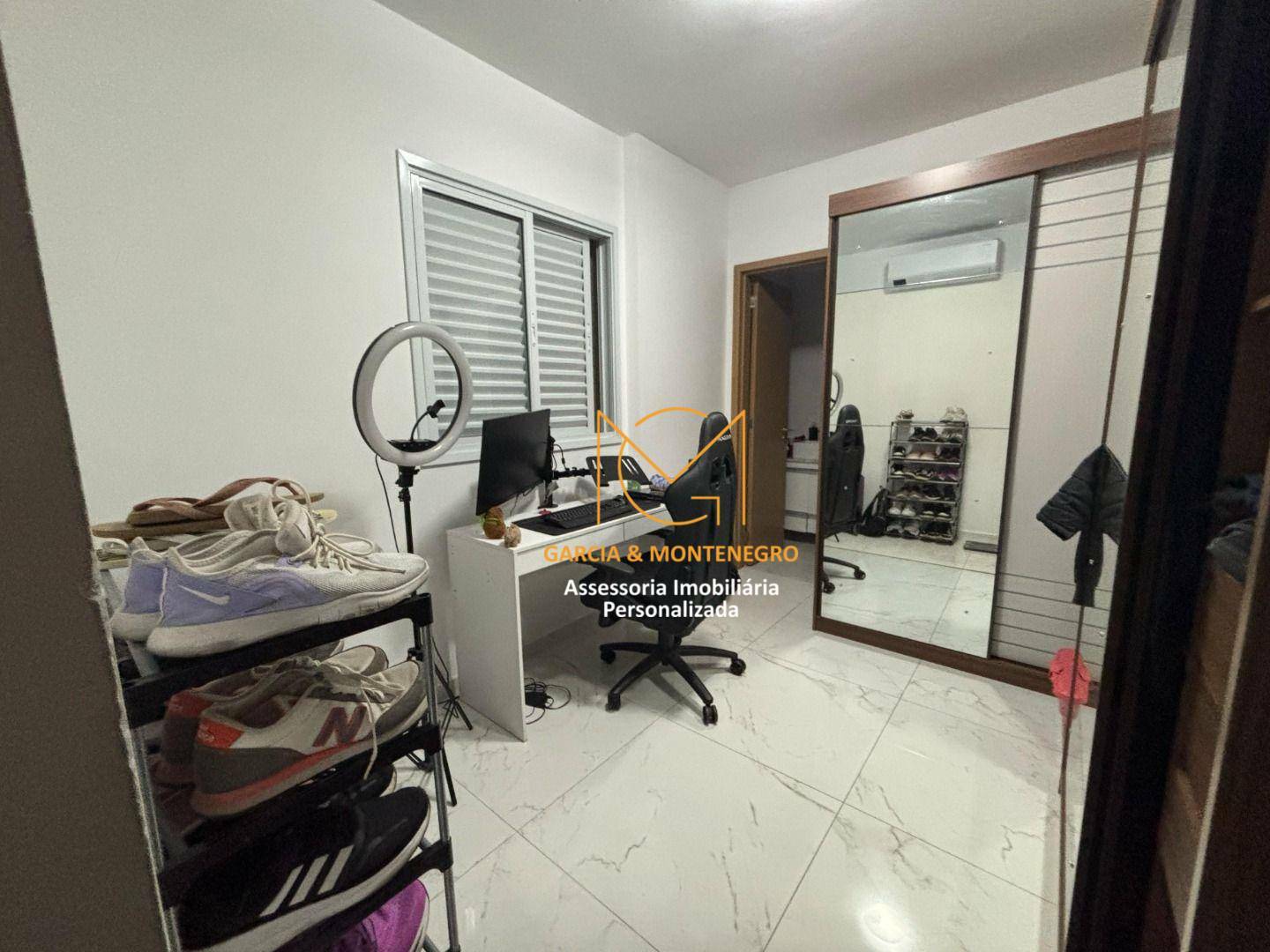 Apartamento para alugar com 2 quartos, 70m² - Foto 1