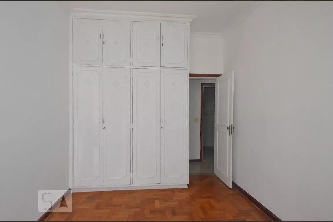 Apartamento à venda com 2 quartos, 65m² - Foto 11