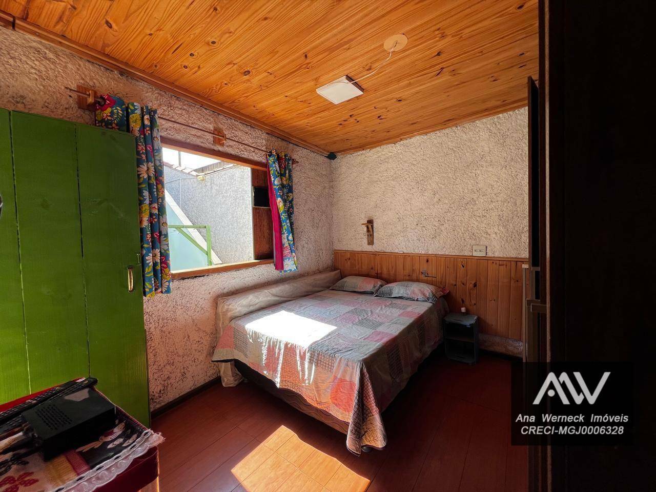 Casa de Condomínio à venda com 4 quartos, 300m² - Foto 18