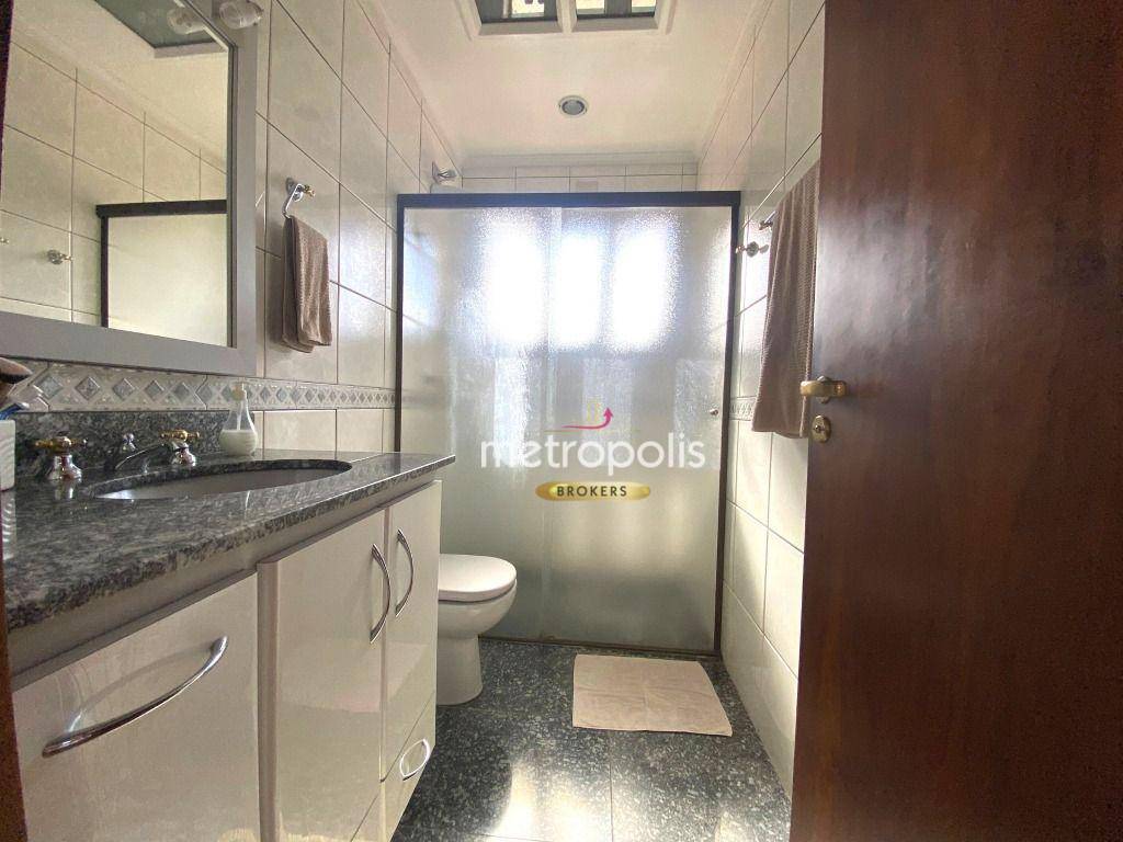 Sobrado à venda com 3 quartos, 400m² - Foto 32