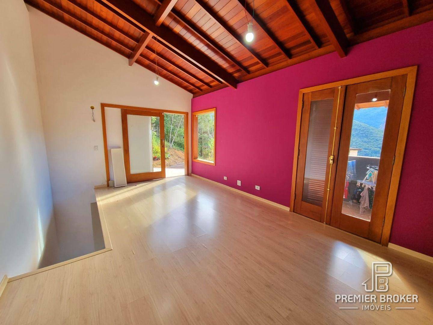 Casa à venda com 4 quartos, 600m² - Foto 40