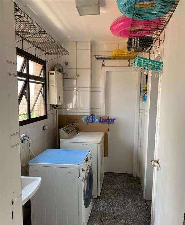 Apartamento à venda com 3 quartos, 135m² - Foto 6