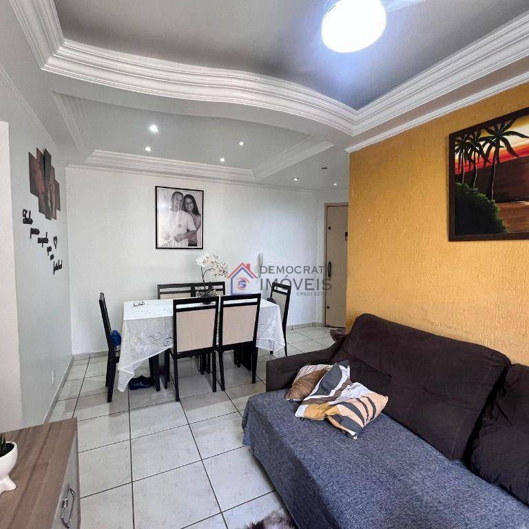 Apartamento à venda com 3 quartos, 63m² - Foto 2