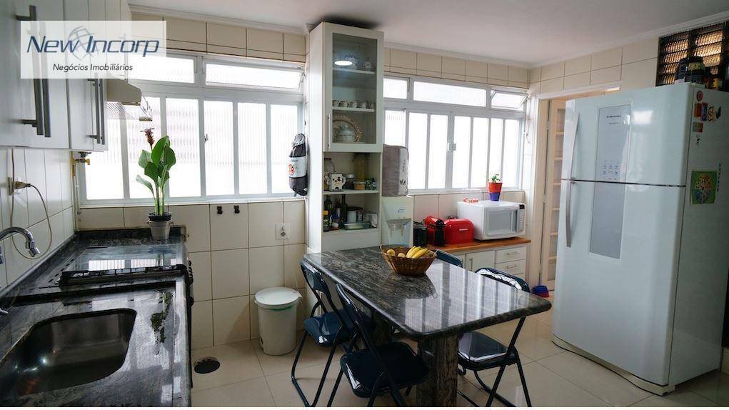 Apartamento à venda com 3 quartos, 156m² - Foto 10