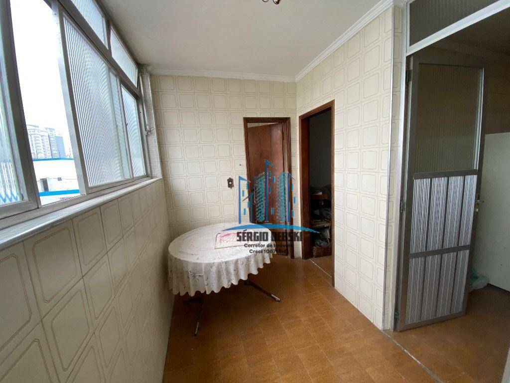 Apartamento à venda com 3 quartos, 127m² - Foto 17