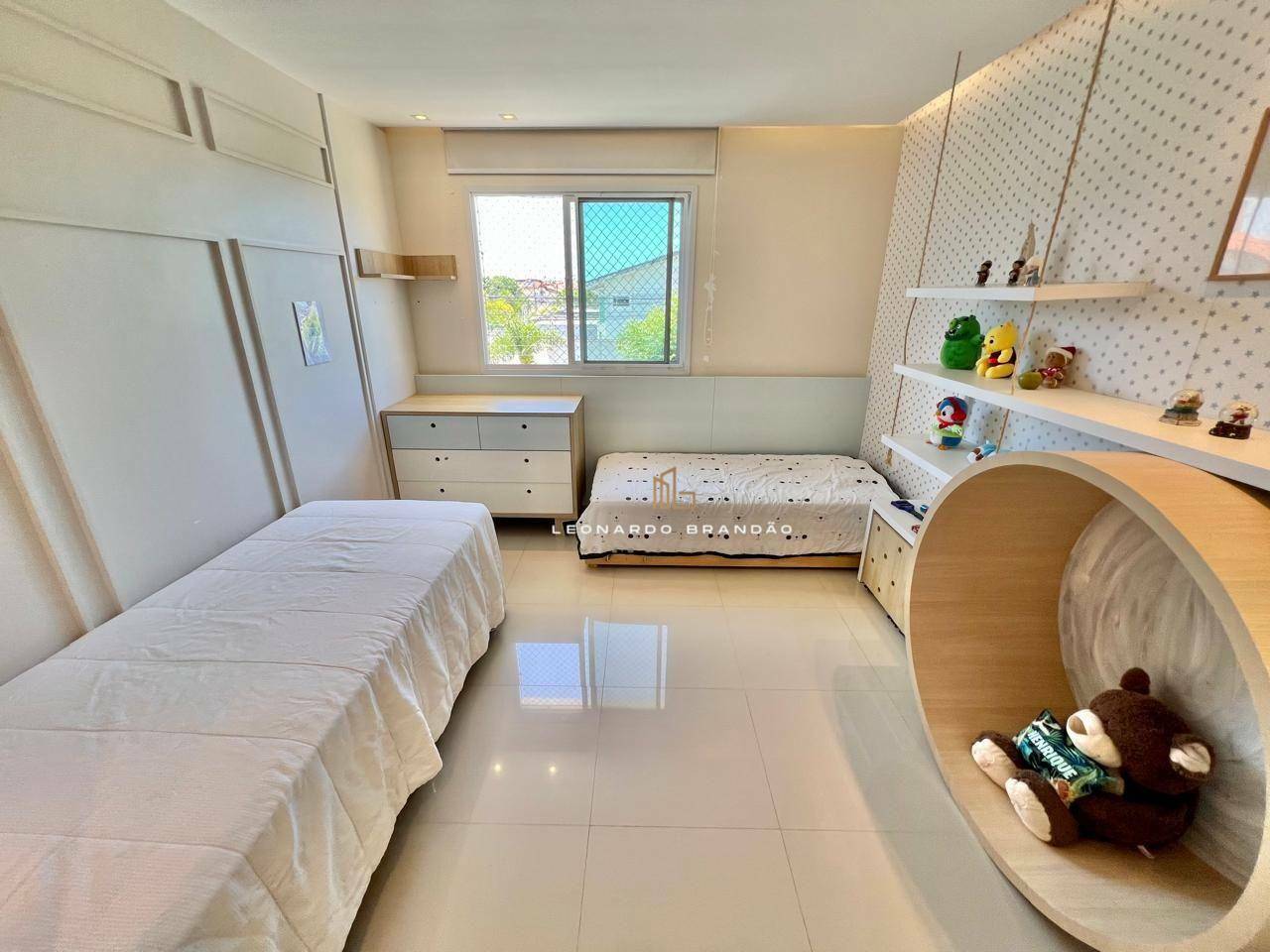 Casa de Condomínio à venda com 4 quartos, 246m² - Foto 28