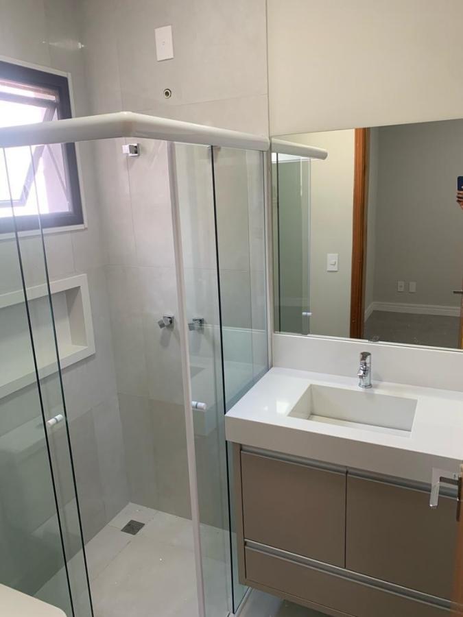 Casa à venda com 3 quartos, 200m² - Foto 10