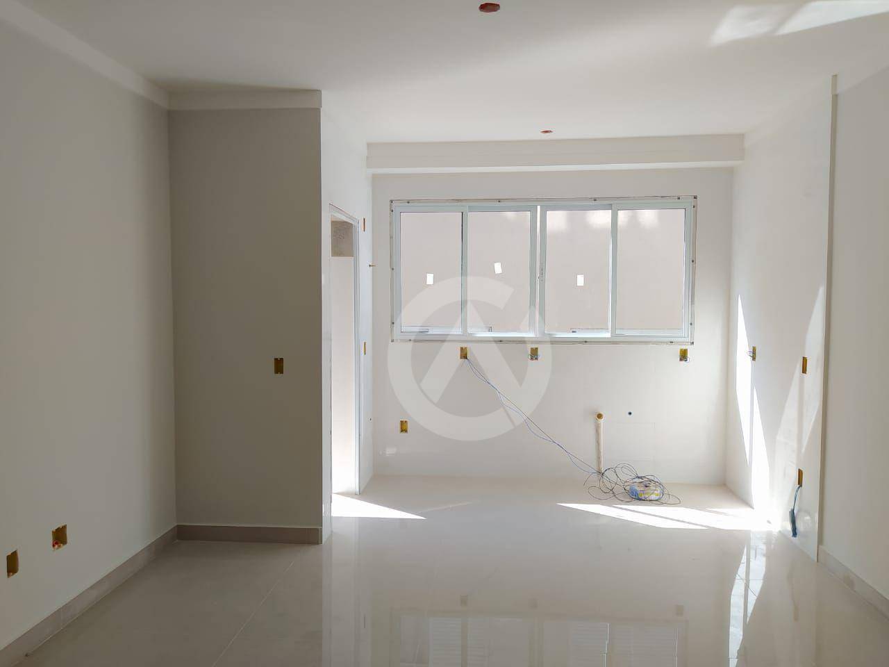 Apartamento à venda com 2 quartos, 82m² - Foto 1