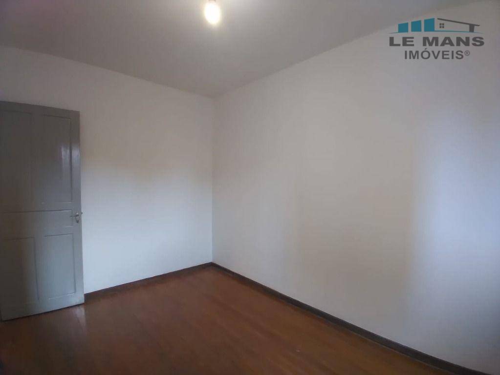 Casa para alugar com 2 quartos, 81m² - Foto 15