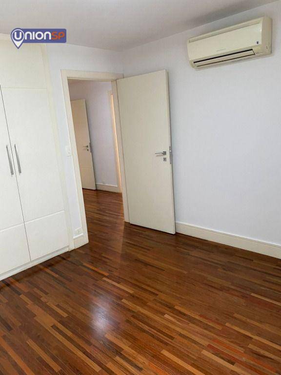 Apartamento à venda com 4 quartos, 196m² - Foto 5