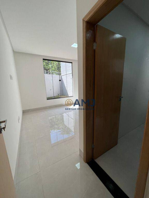 Casa à venda com 3 quartos, 122m² - Foto 15