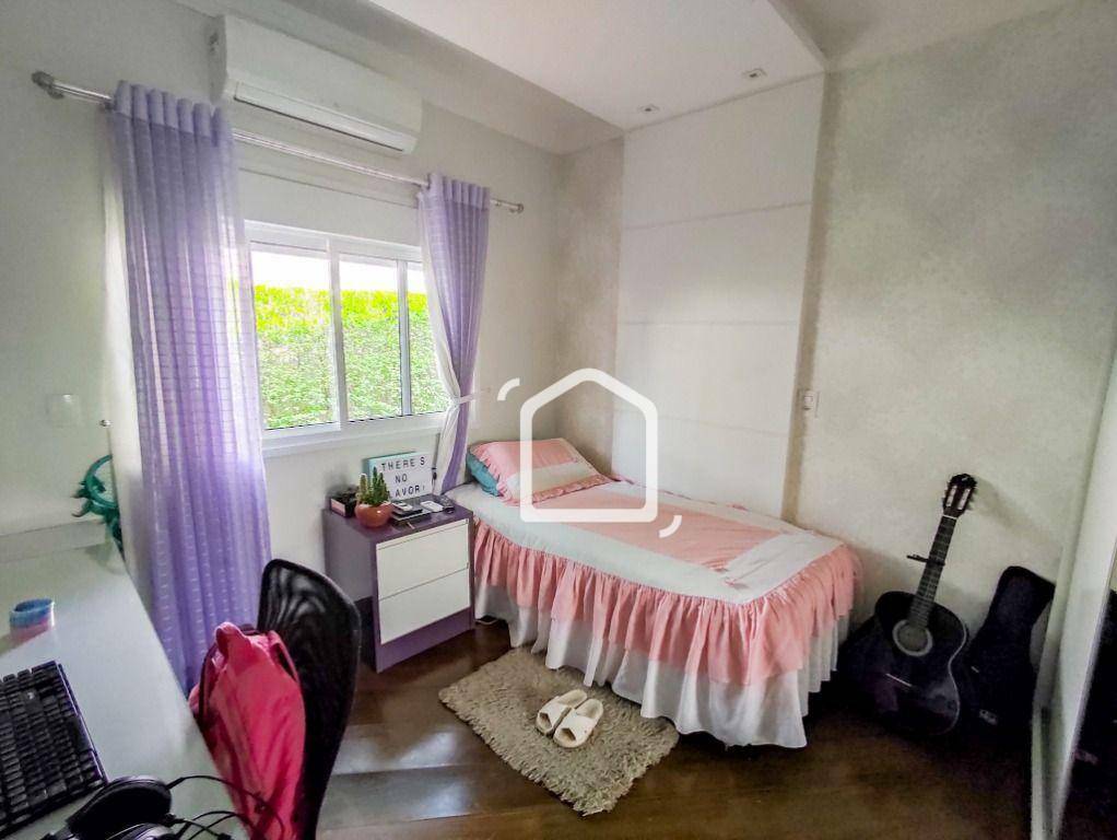 Casa de Condomínio à venda com 4 quartos, 240m² - Foto 19