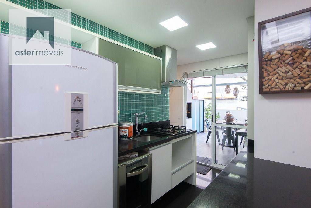 Apartamento para alugar com 2 quartos, 62m² - Foto 42