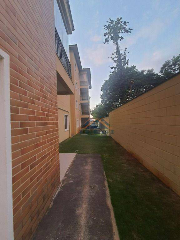 Apartamento para alugar com 2 quartos, 74m² - Foto 40