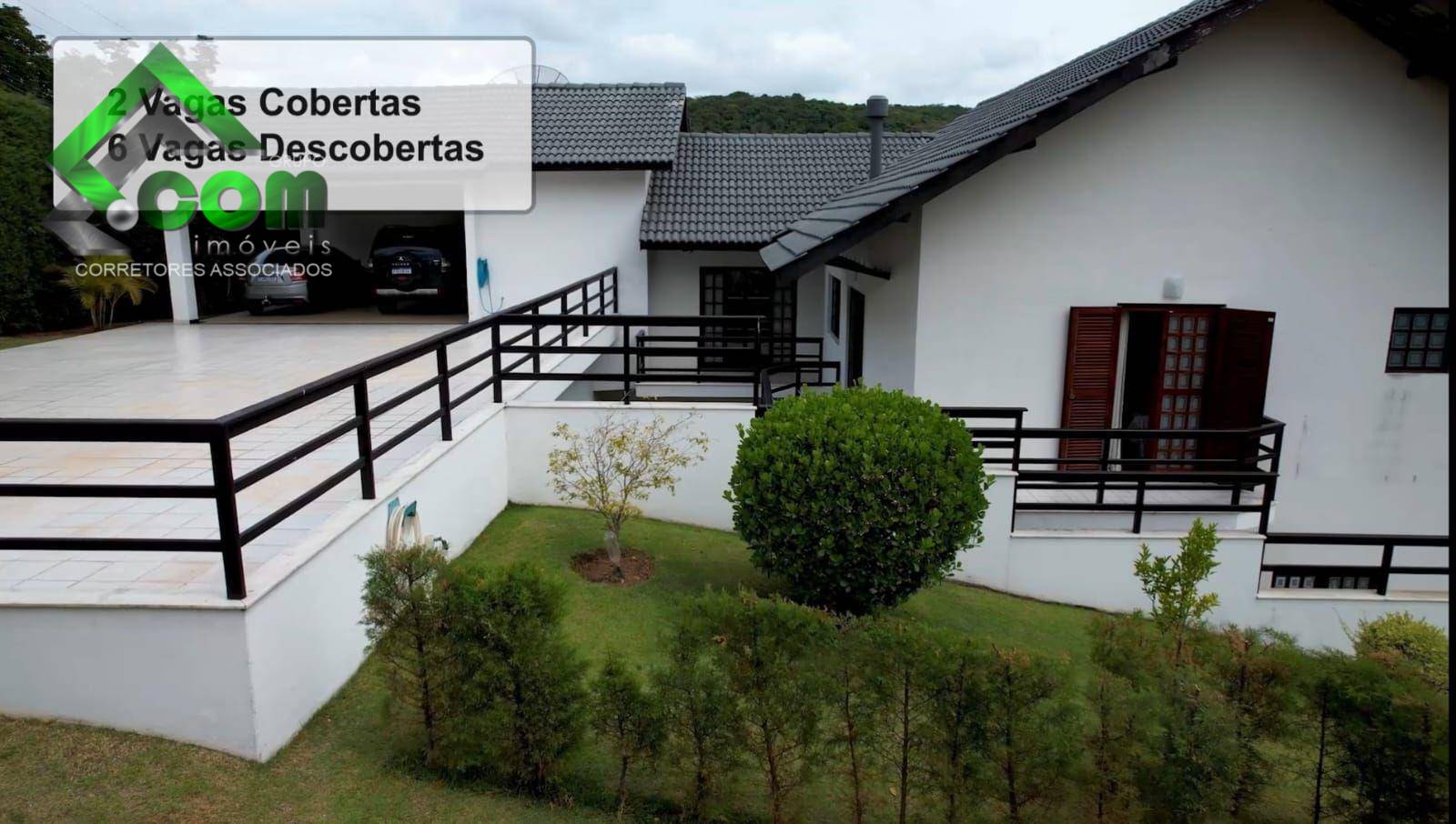 Casa de Condomínio à venda com 4 quartos, 550m² - Foto 2