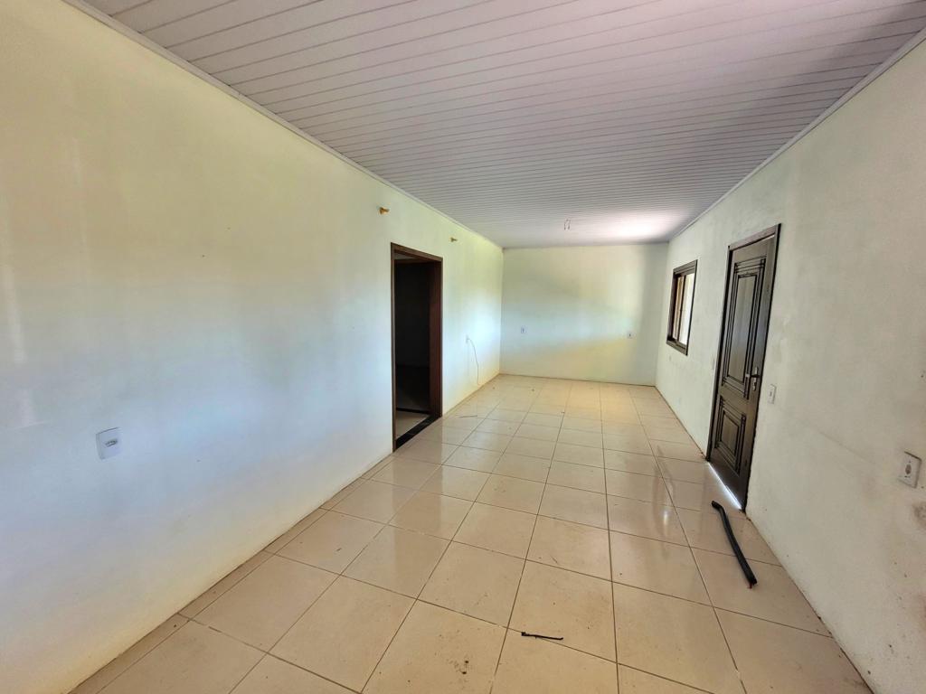 Casa à venda com 2 quartos, 96m² - Foto 2