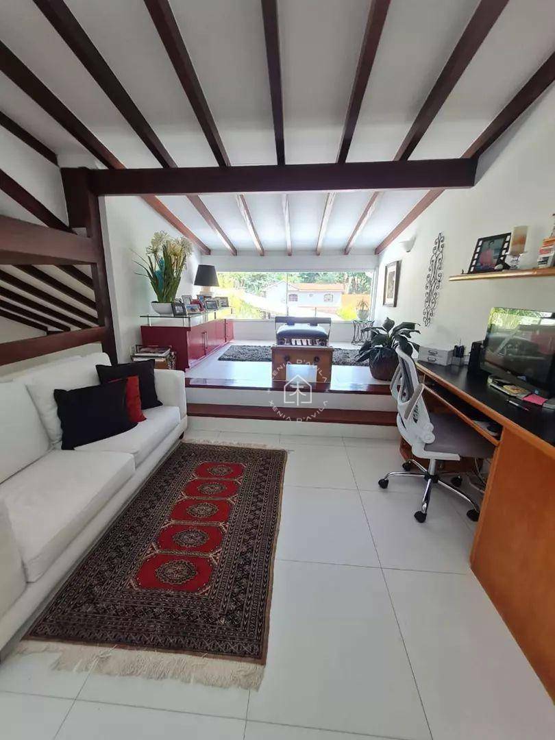 Casa de Condomínio à venda com 4 quartos, 550m² - Foto 12