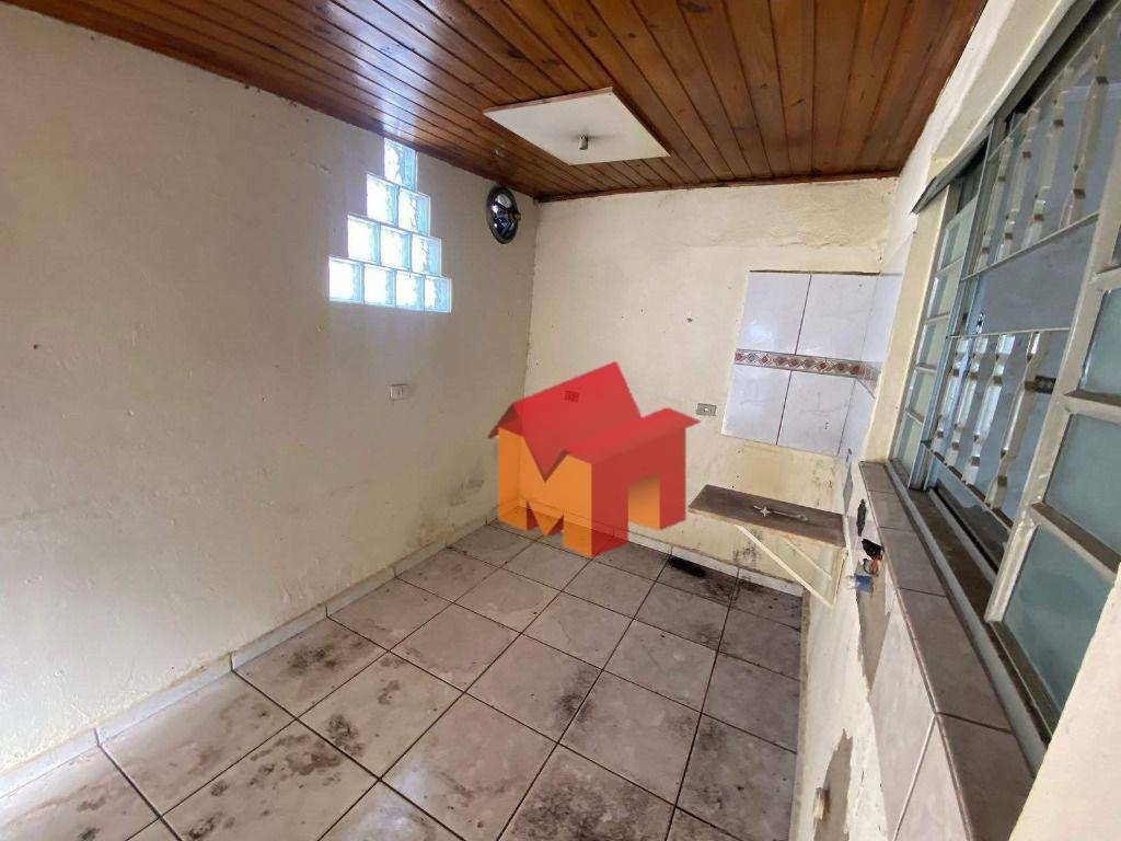 Casa à venda com 5 quartos, 260m² - Foto 6