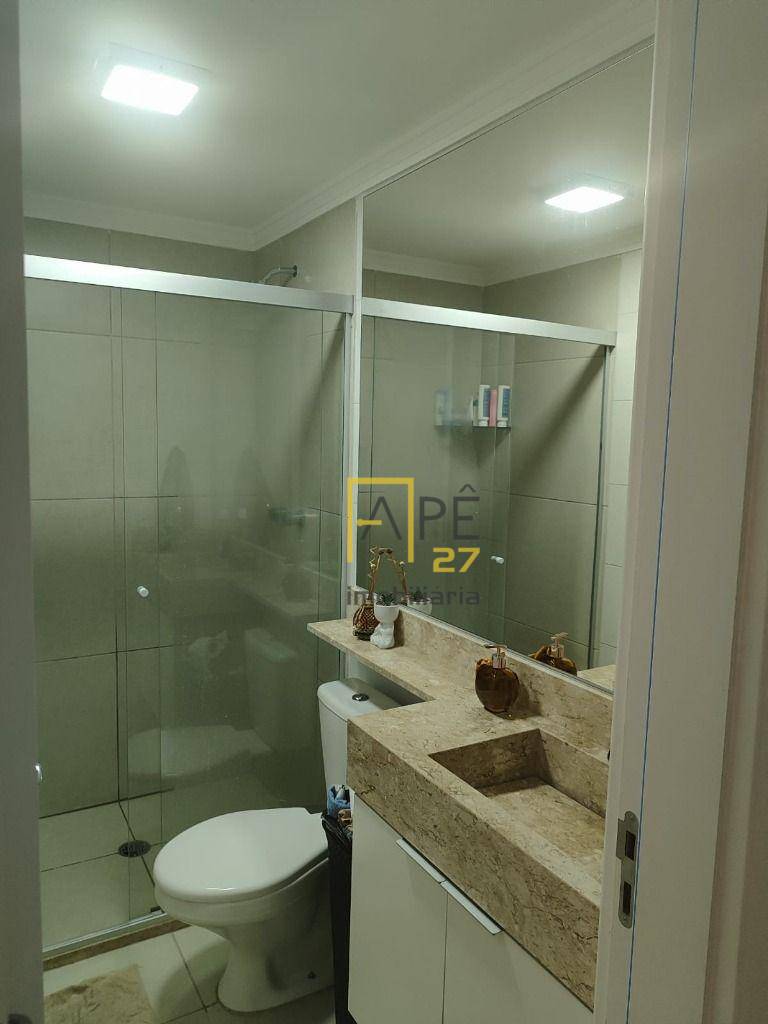 Apartamento à venda com 2 quartos, 60m² - Foto 13