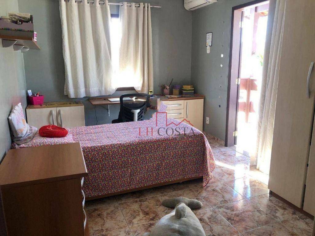 Casa de Condomínio à venda com 5 quartos, 274m² - Foto 22