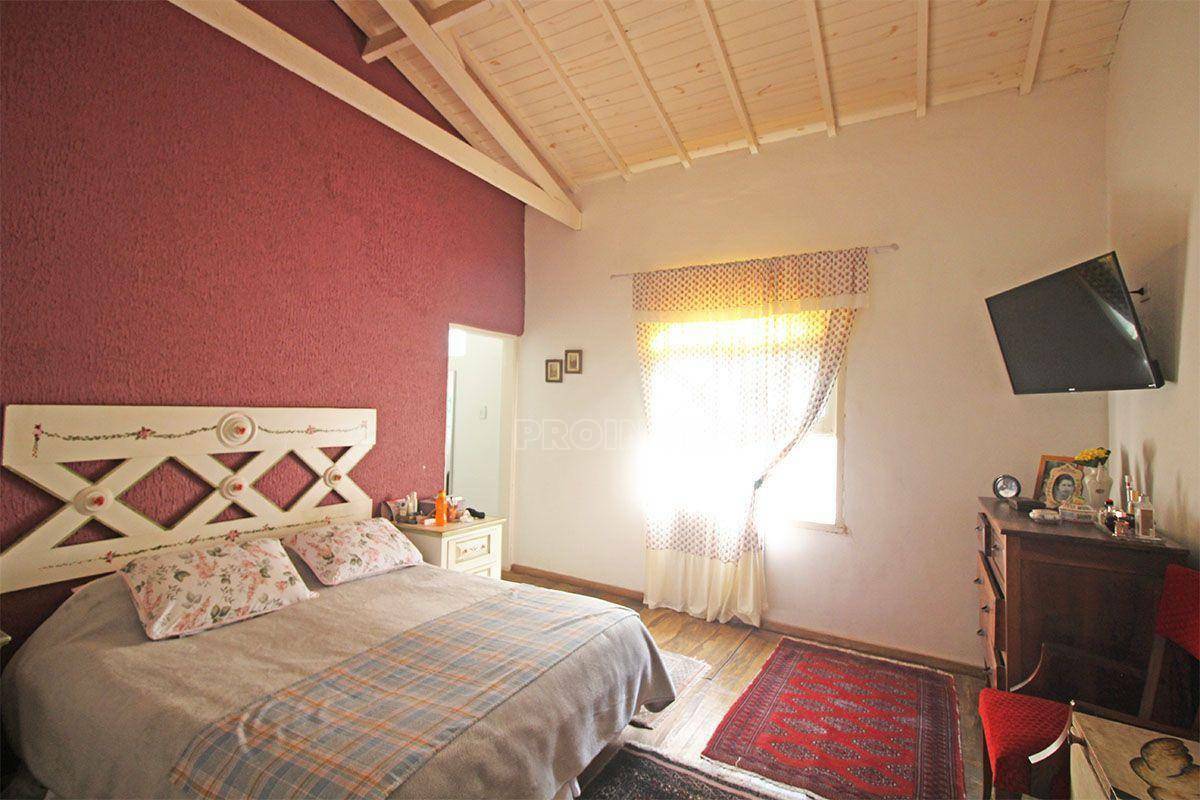 Casa à venda com 2 quartos, 230m² - Foto 23