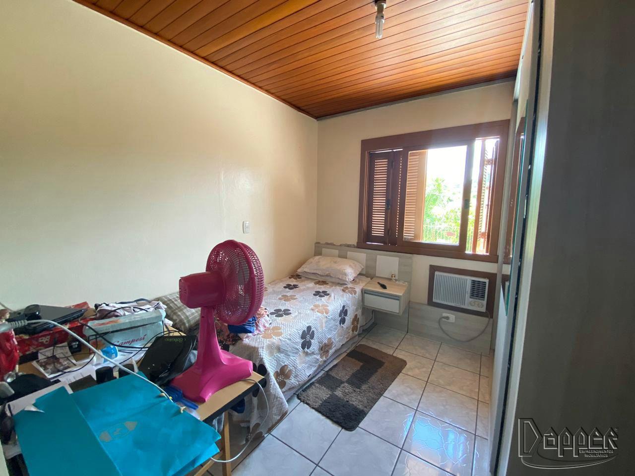 Casa à venda com 3 quartos, 316m² - Foto 11