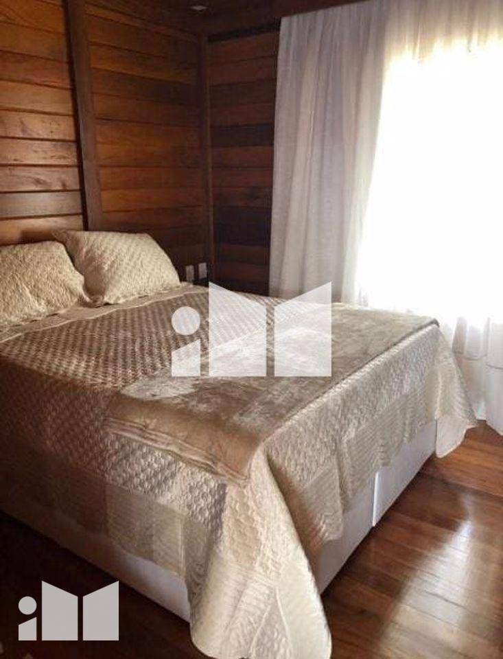 Casa de Condomínio à venda com 4 quartos, 290m² - Foto 25