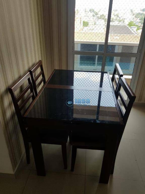 Apartamento à venda com 2 quartos, 60m² - Foto 3