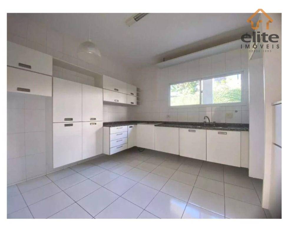 Casa de Condomínio à venda com 3 quartos, 350m² - Foto 5