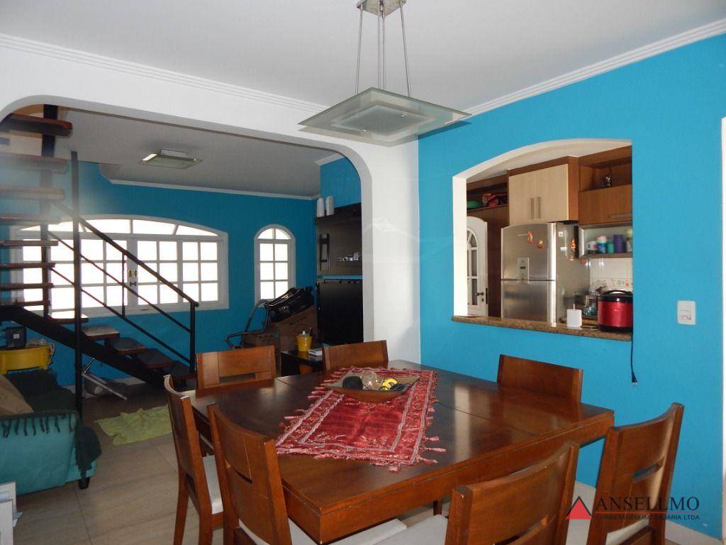 Sobrado à venda e aluguel com 3 quartos, 209m² - Foto 6