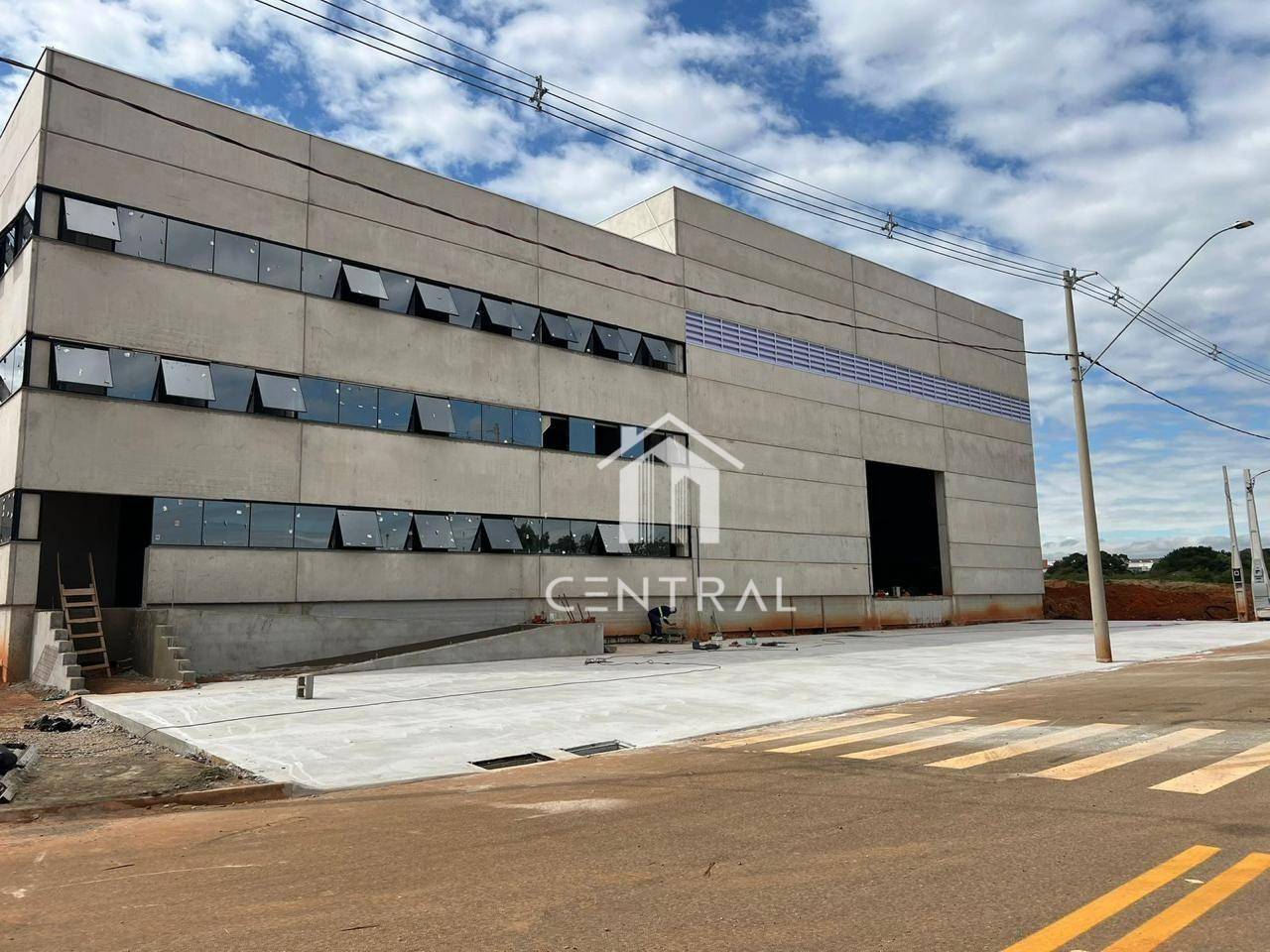 Depósito-Galpão, 1300 m² - Foto 1