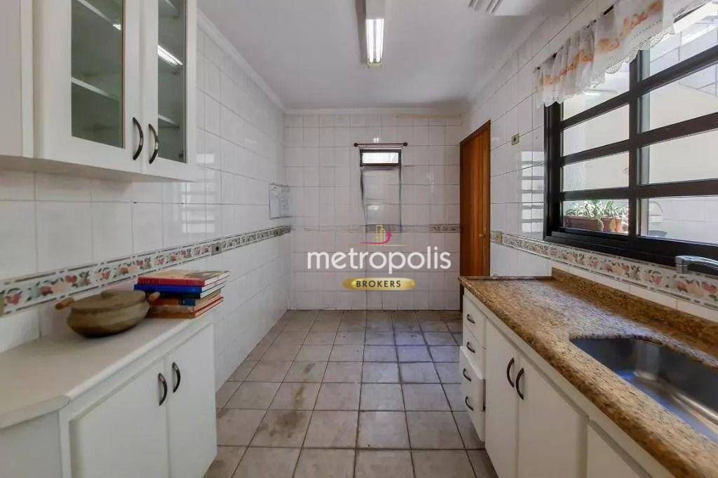 Sobrado à venda com 4 quartos, 243m² - Foto 9