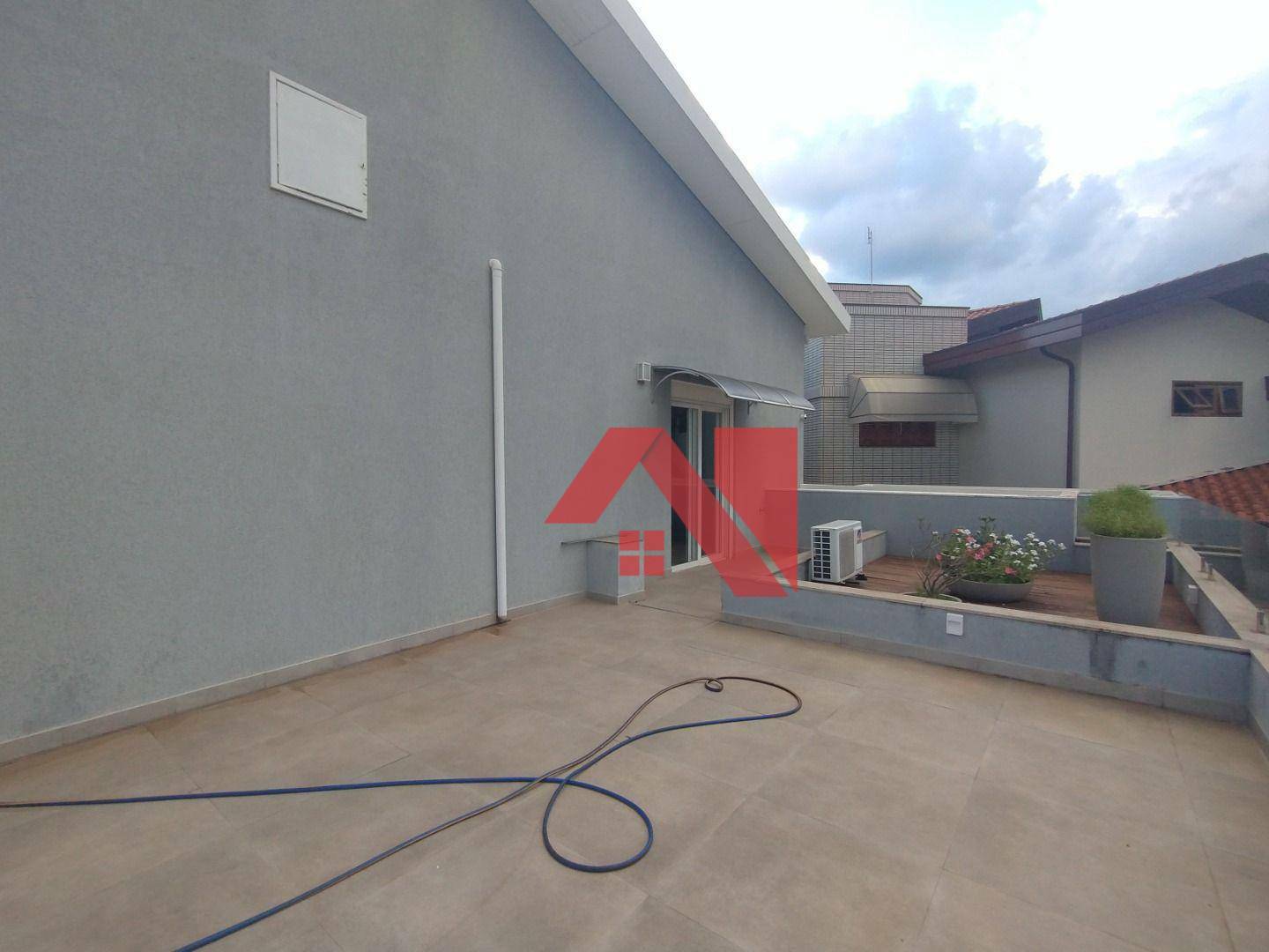 Sobrado à venda com 4 quartos, 400m² - Foto 33