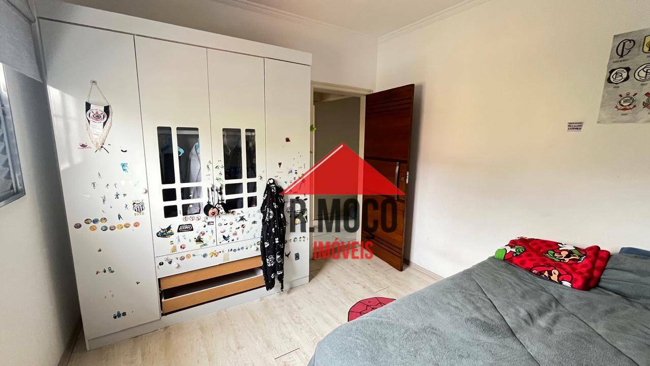 Casa para alugar com 4 quartos, 140m² - Foto 27