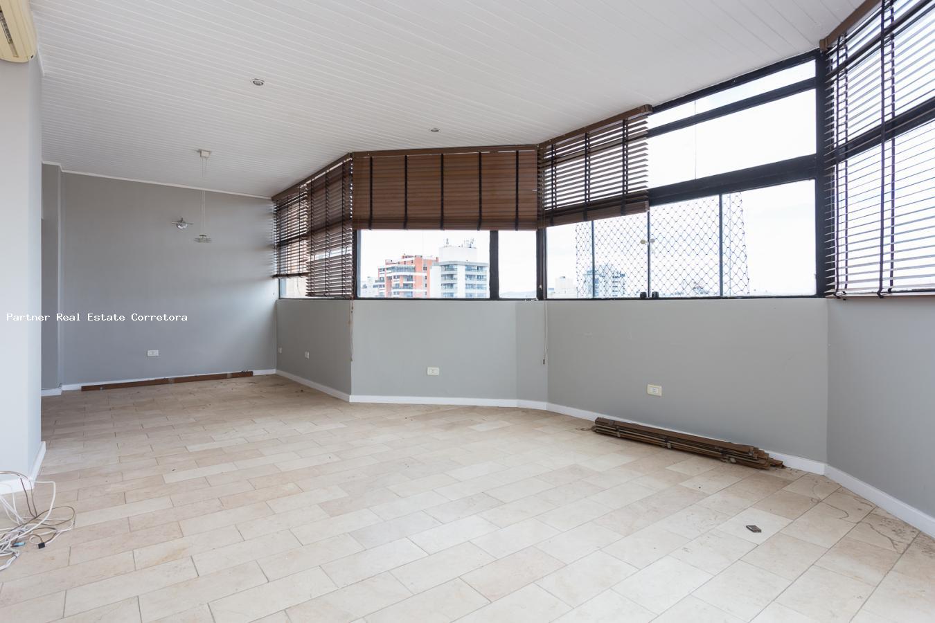 Cobertura à venda com 3 quartos, 249m² - Foto 23