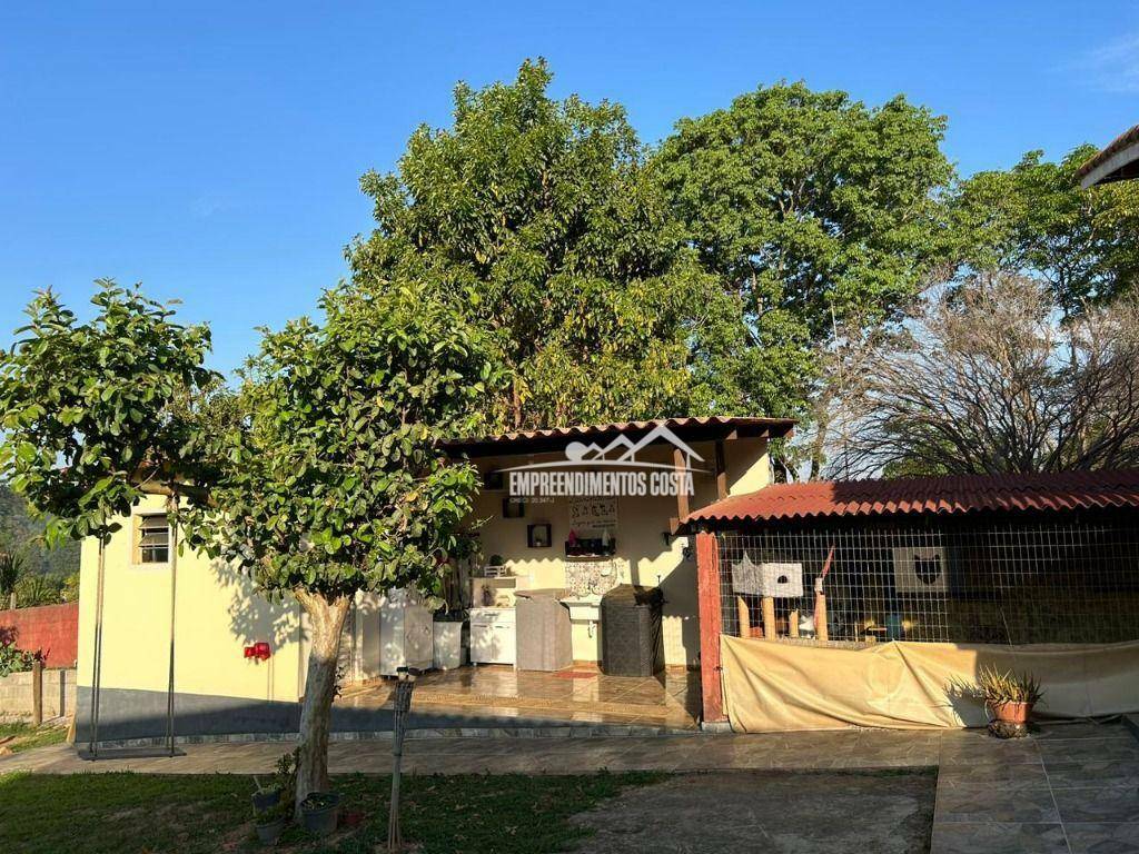 Chácara à venda com 3 quartos, 300m² - Foto 27